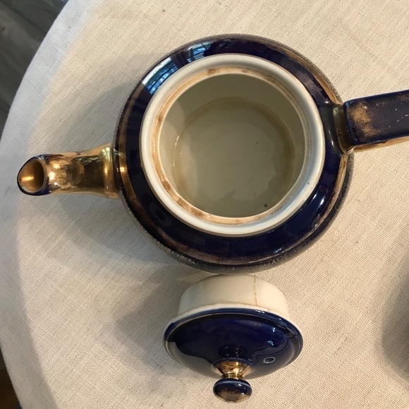 Vintage Hall Fireproof China Boston Shape Cobalt and Gold Teapot - Picture 6 of 11
